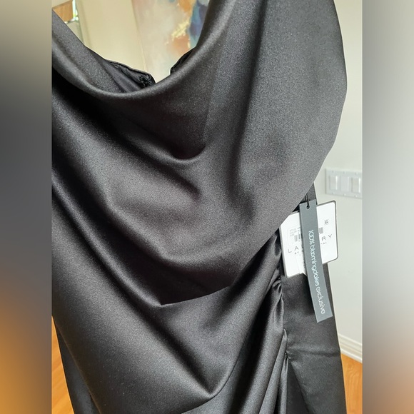 NWT Laundry by Shelli Segal black satin cowl neck dress - Picture 7 of 7